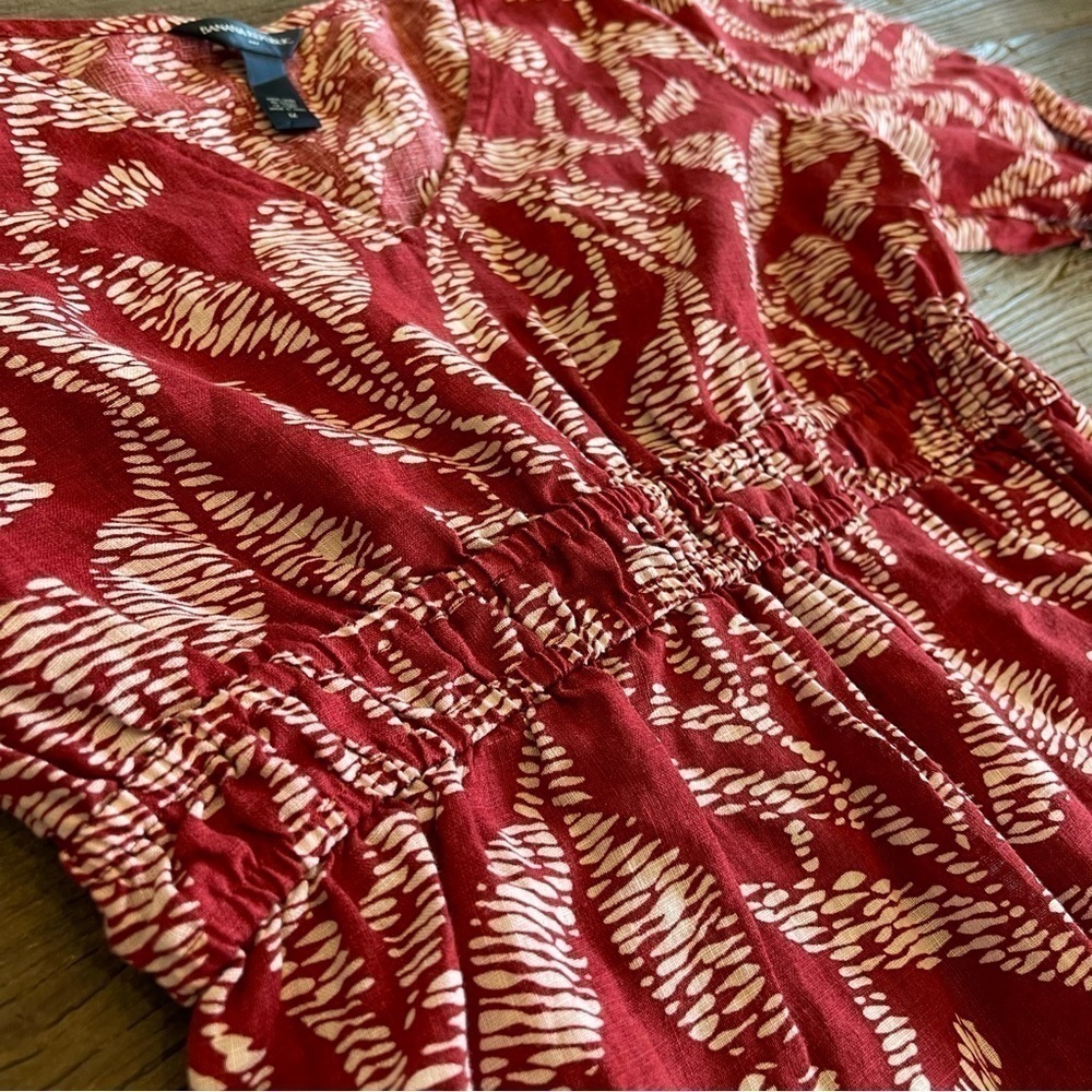 Banana Republic Top Blouse 100% Linen Red Tribal Floral Botanical Boho Office - Picture 5 of 12